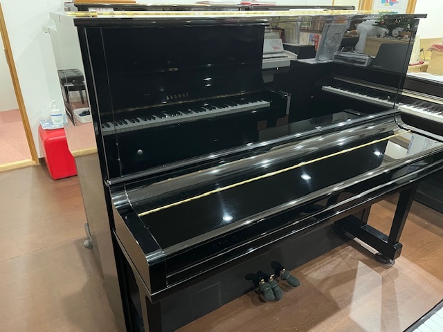 yamaha-u30bl-07